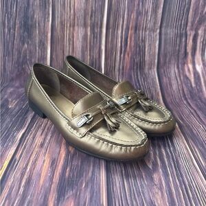 Metallic Gold Loafers Mootsties Tooties Size 6